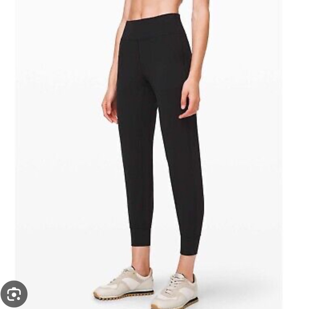 Lululemon Align Jogger Black - size 8 Leggings